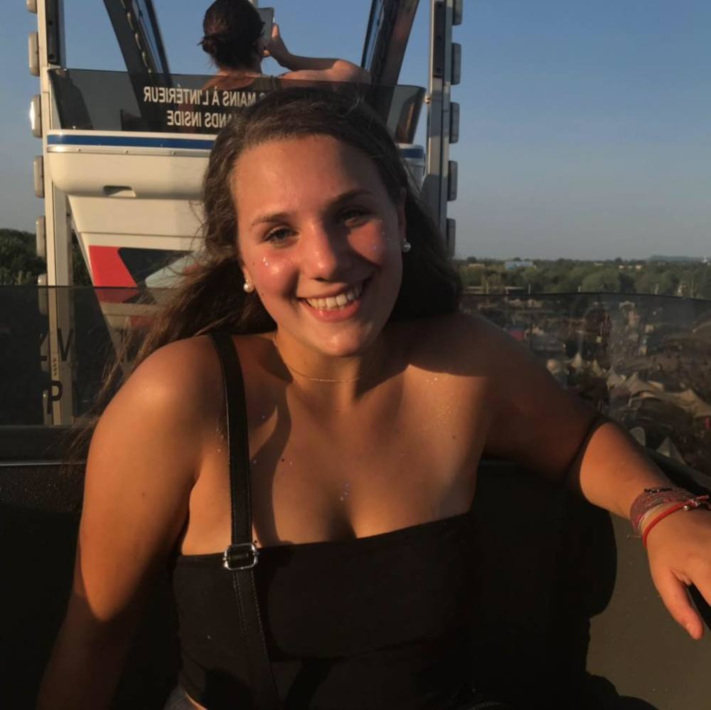 Meet your Posher, Eliza
